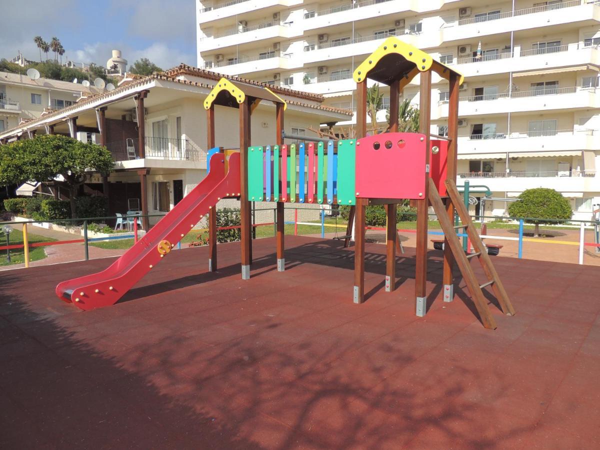 トレモリノスCarihuela Palace Studio 303 Beach Playaアパートメント エクステリア 写真